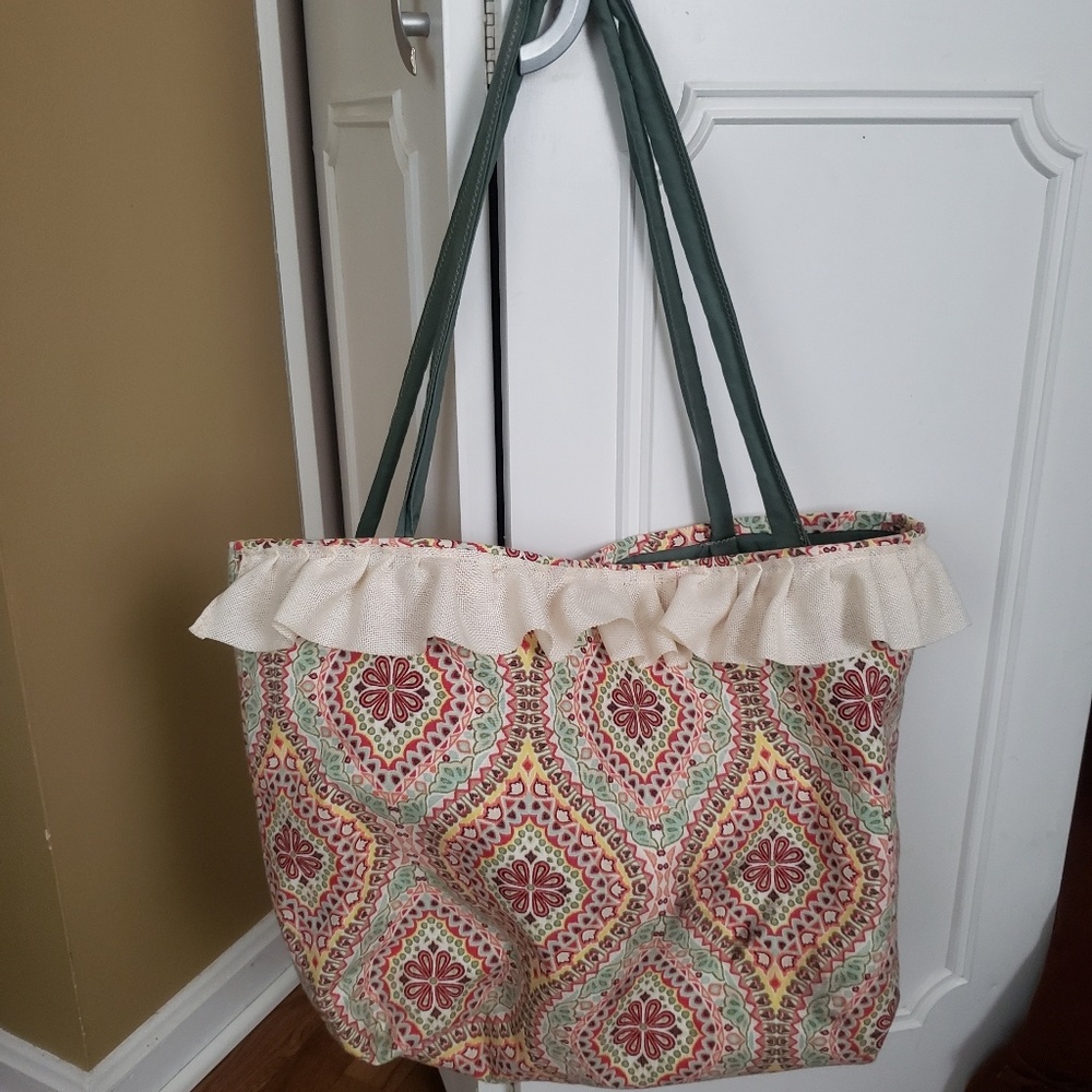 Tote bag